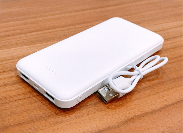 モバイルバッテリー