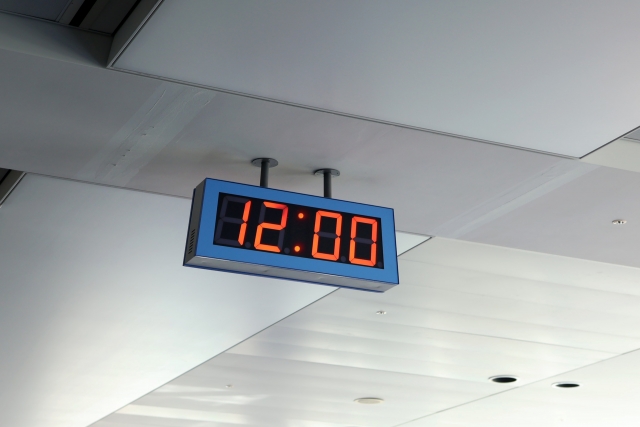 12時