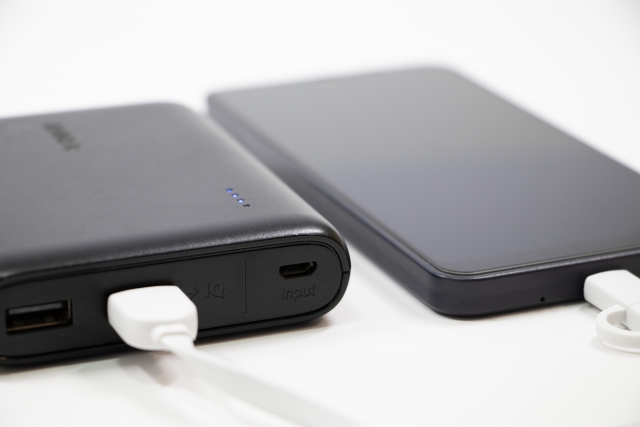 モバイルバッテリー