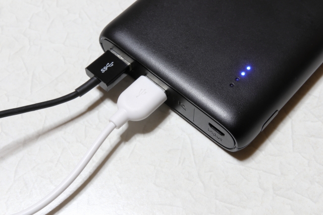 モバイルバッテリー