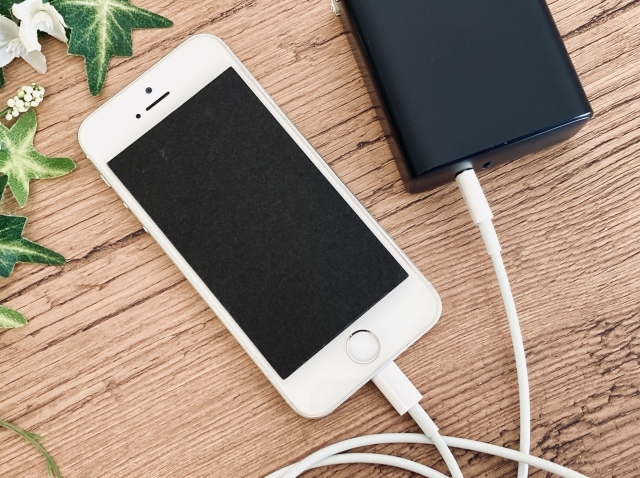 モバイルバッテリー